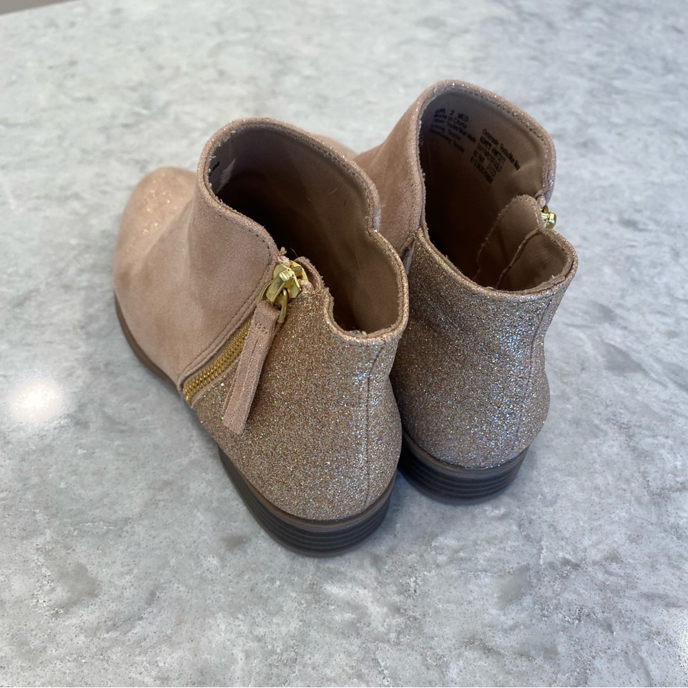 Size 2 girls zip up boots. So brand. - Picture 3 of 6